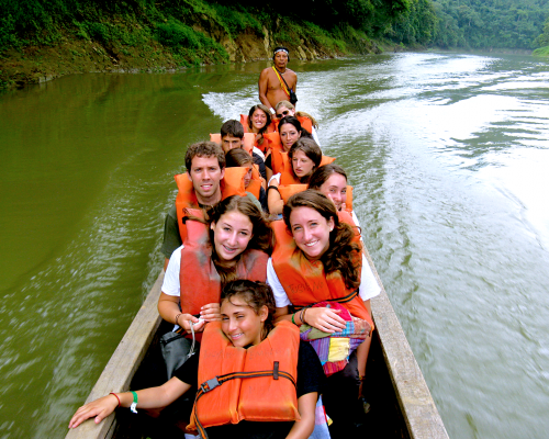 students kayaking in costa rica