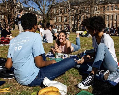 Studnets on campus UNC