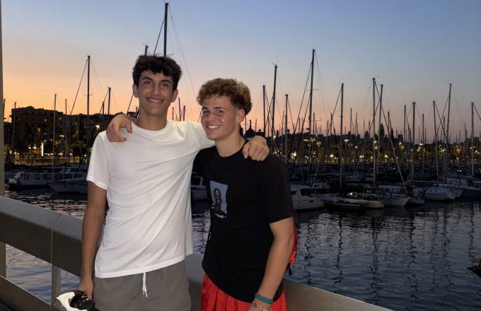 boys sunset barcelona boys sunset barcelona