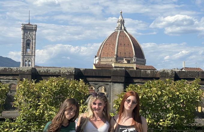 duomo Florence girls duomo Florence girls