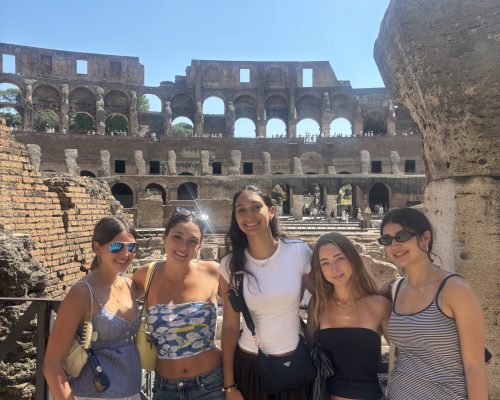 girls rome 2