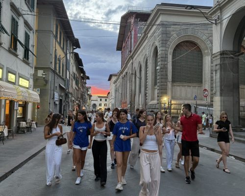 girls walking florence