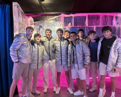 ice bar barcelona group of boys